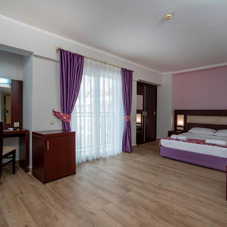 White Lilyum Hotel Antalia Esterno foto