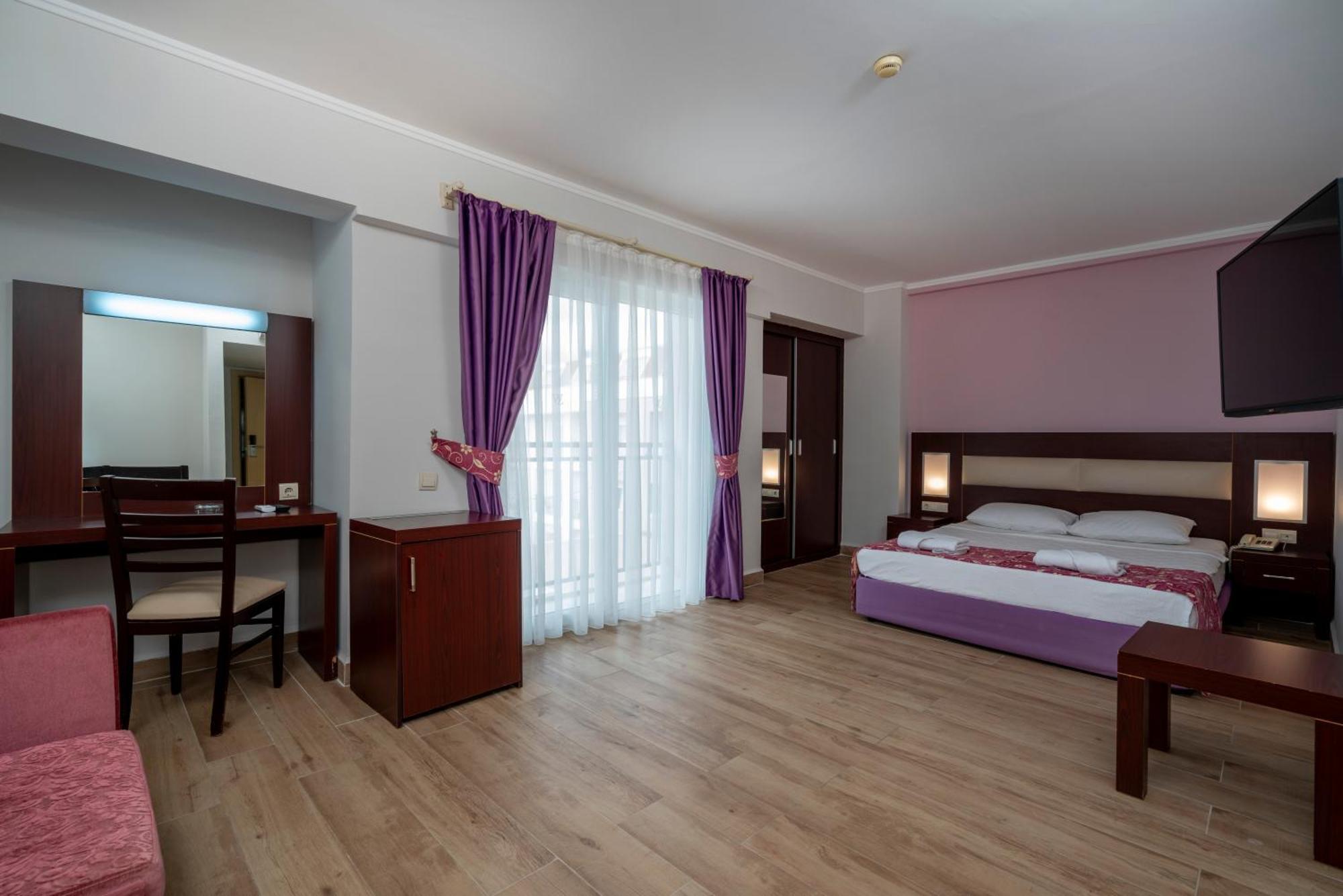 White Lilyum Hotel Antalia Esterno foto