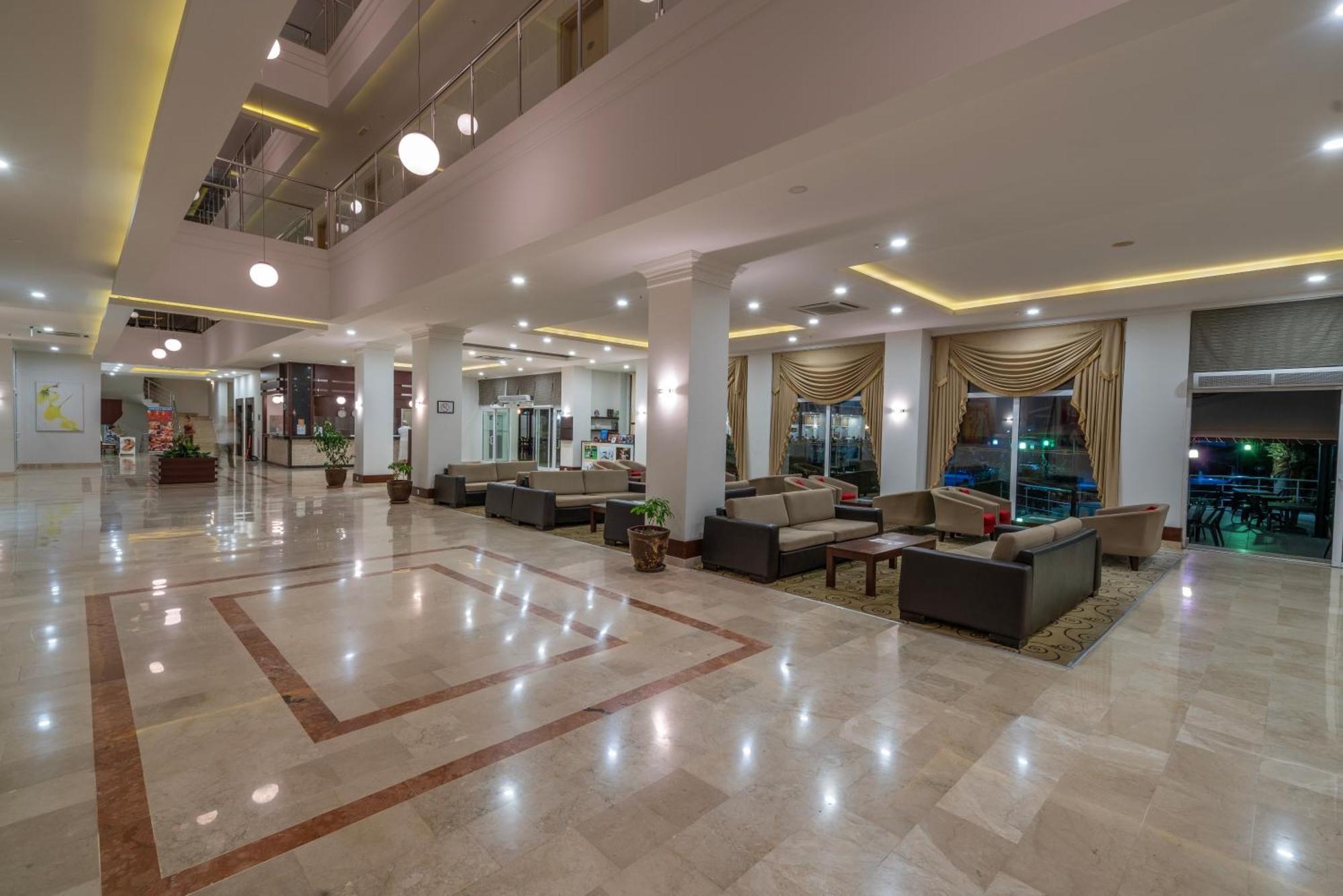 White Lilyum Hotel Antalia Esterno foto