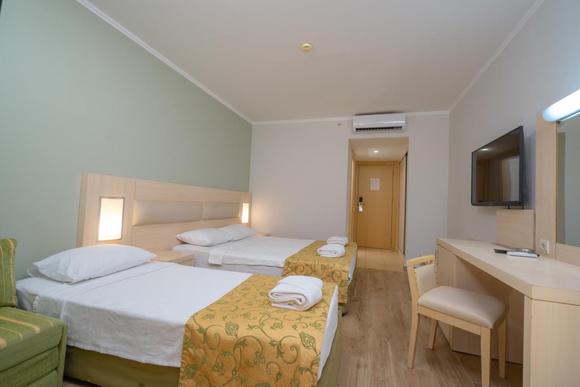 White Lilyum Hotel Antalia Esterno foto