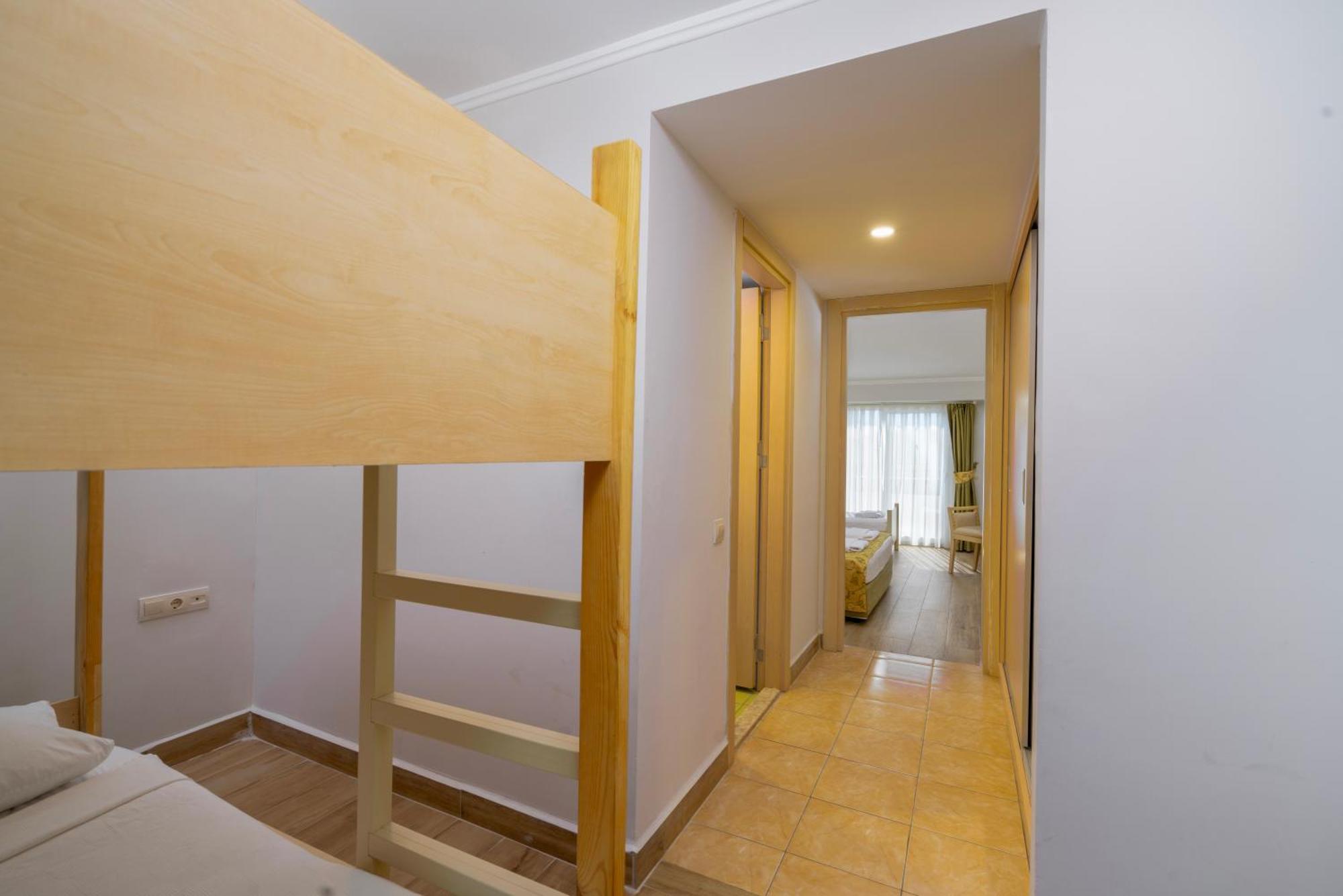 White Lilyum Hotel Antalia Esterno foto